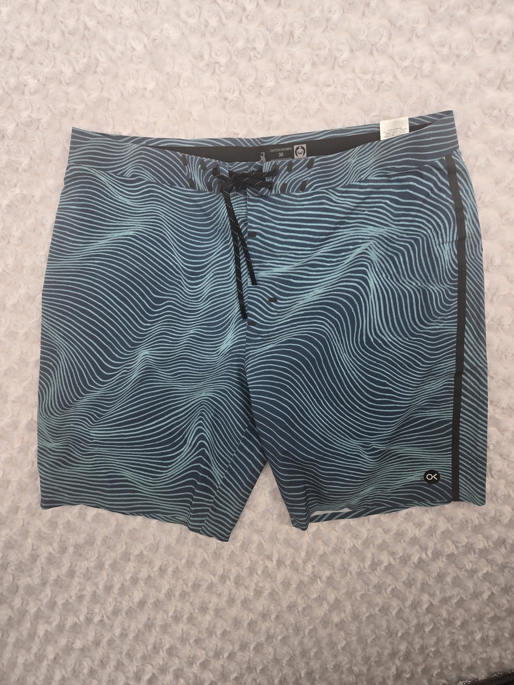 Outerknown Teal & Black Wave-Pattern Men's Swim Trunks 36 Waist (8512)